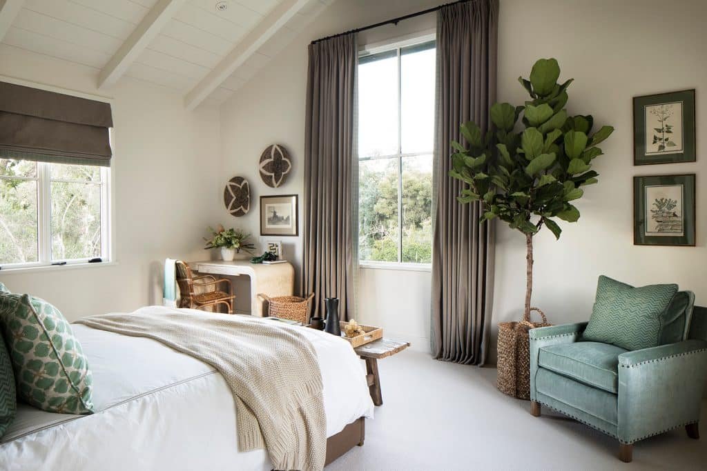 How to Choose the Right Bedroom Curtains?