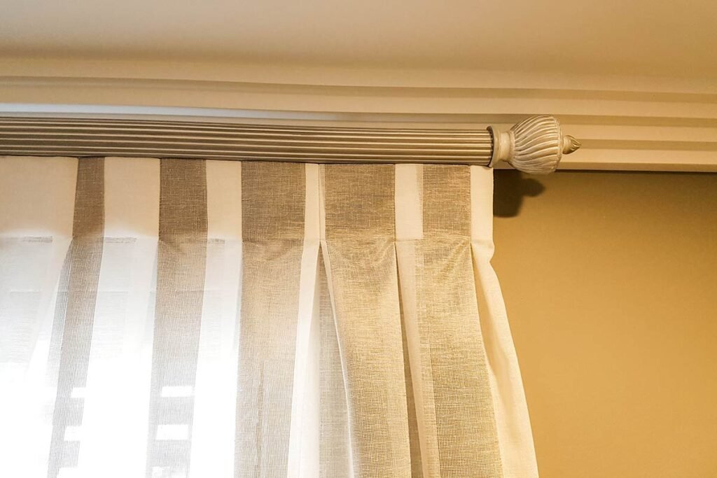 Box Pleat